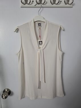 Anne Klein Ivory Tie Neck Sleeveless Blouse Size Small NWT